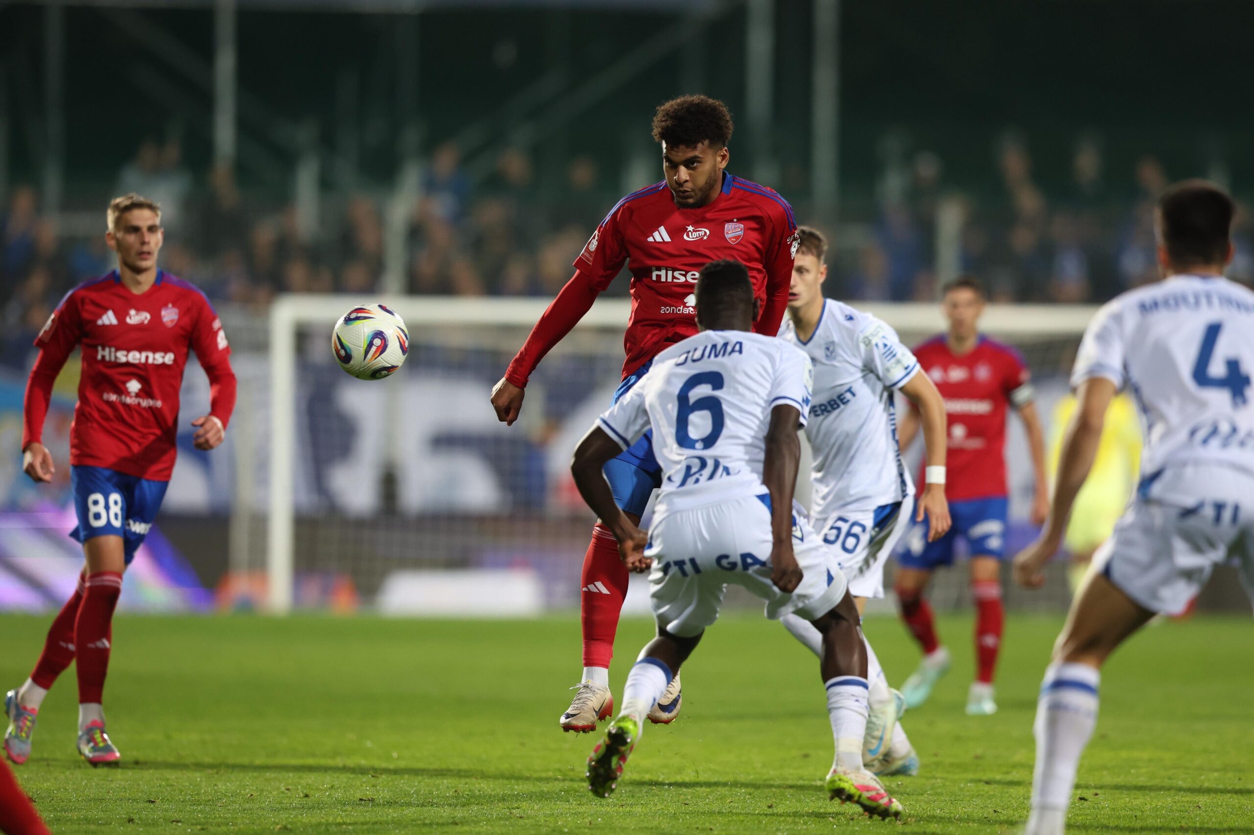 907152a0-fcc4-4001-ba33-383fe5eabfec