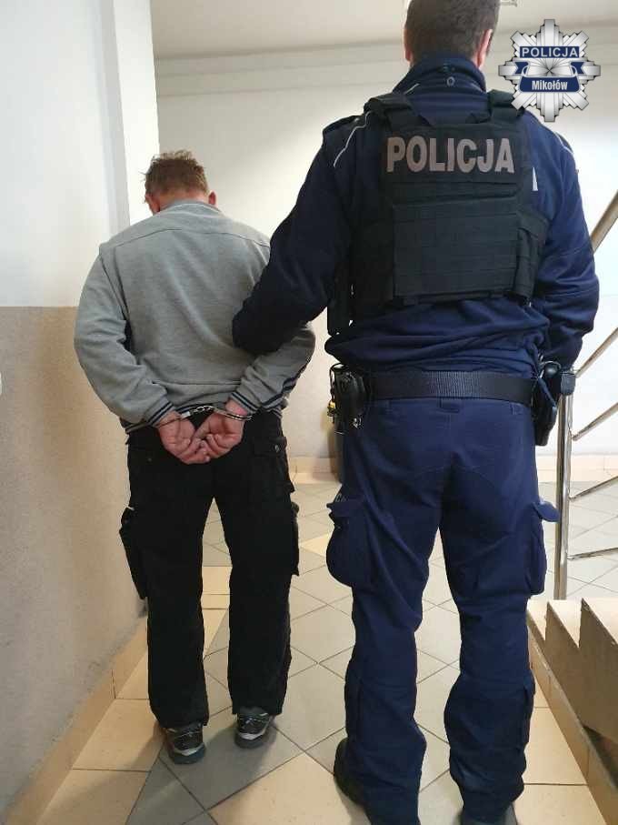 Groził atrapą broni w Łaziskach Górnych