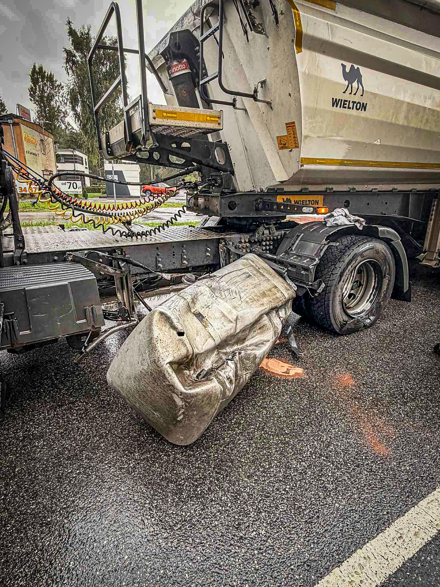 557581851_794981320057278_2753295304172052919_n