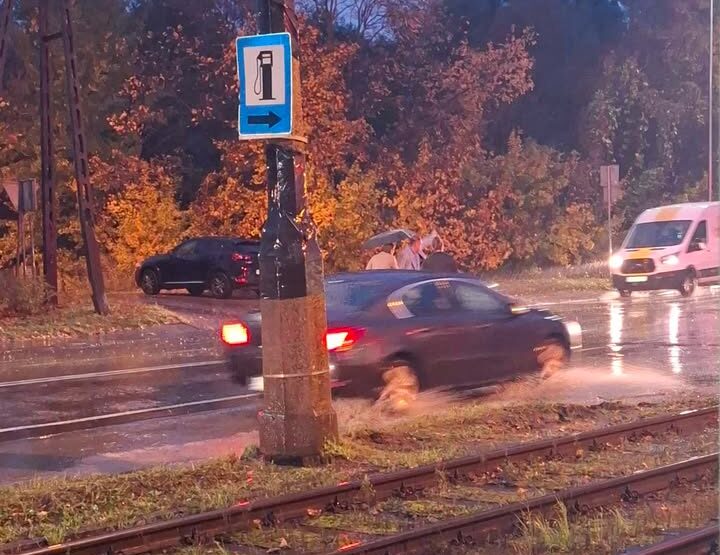 Potrącenie pieszego w Częstochowie. Policja apeluje o ostrożność na drogach