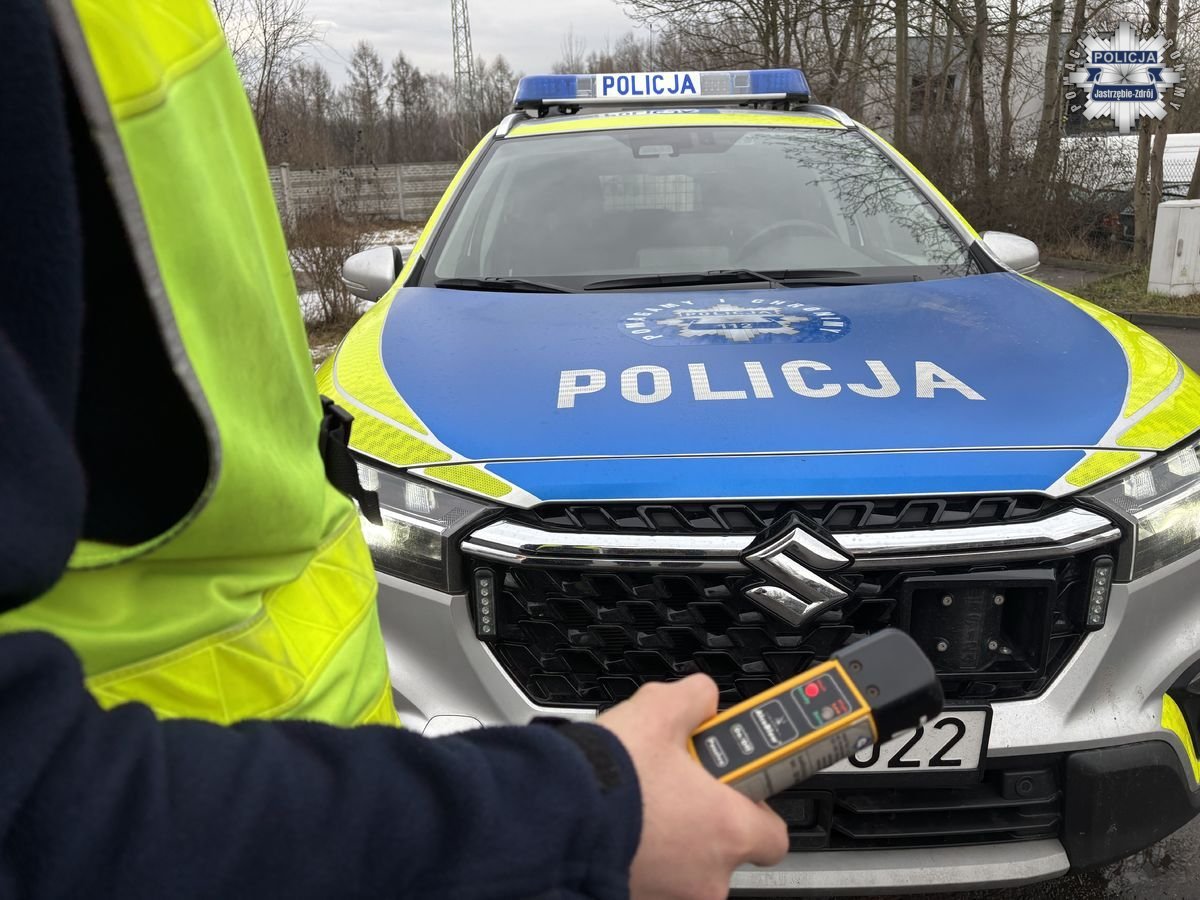 Policjant w drodze do pracy zatrzymał pijanego kierowcę