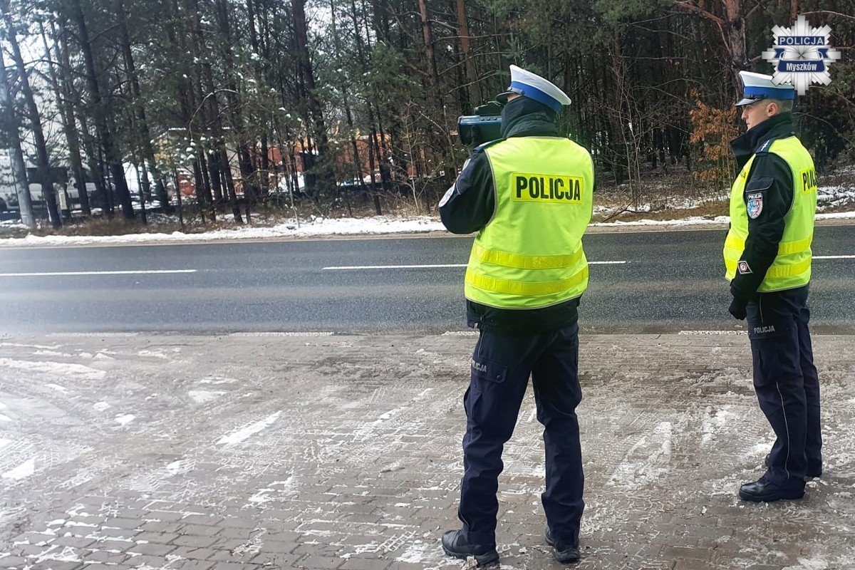 Policjanci z Myszkowa ujawnili 41 przypadków przekroczenia prędkości