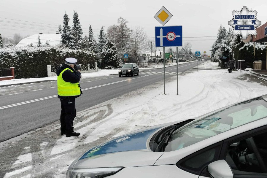 Zawierciańska policja ujawnia prawie 100 wykroczeń w ramach akcji „Prędkość”