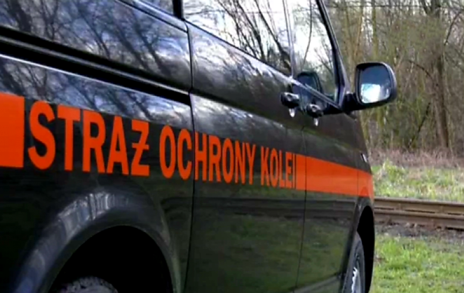 Krok od tragedii w Poraju. Obywatel Ukrainy ściągnięty z torów