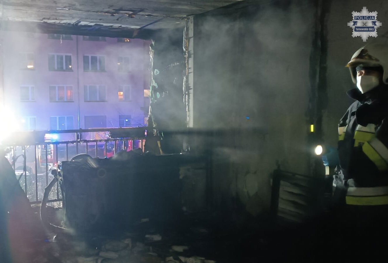 Pożar mieszkania Tarnowskich Górach. Ewakuowano 26 osób