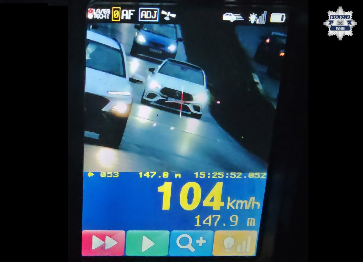 Młody kierowca stracił prawo jazdy za nadmierną prędkość