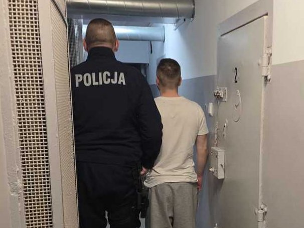 Zuchwałe kradzieże telefonów przerwane przez policję