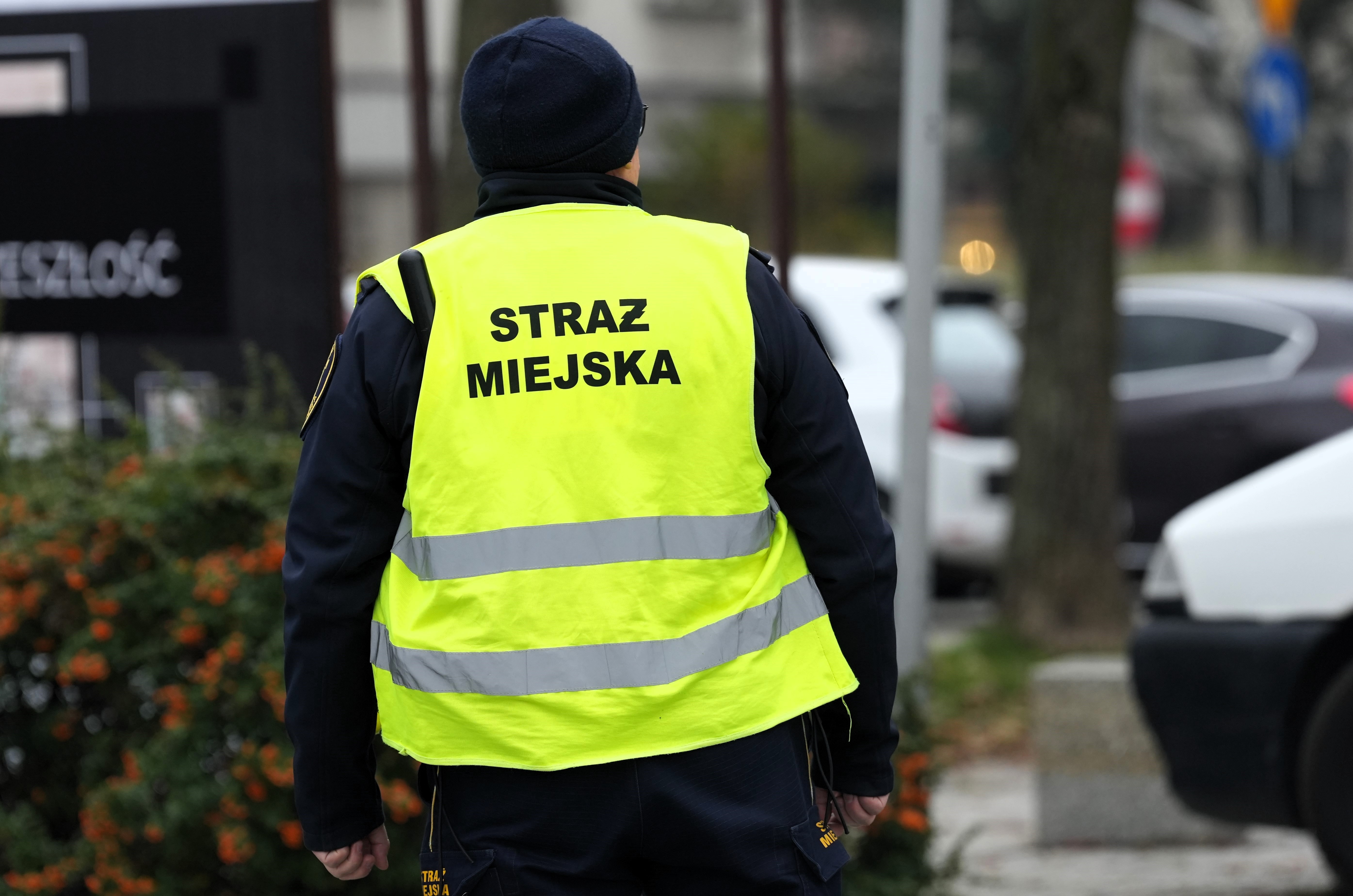 Weekendowe zgłoszenia do straży zdominowały wykroczenia drogowe