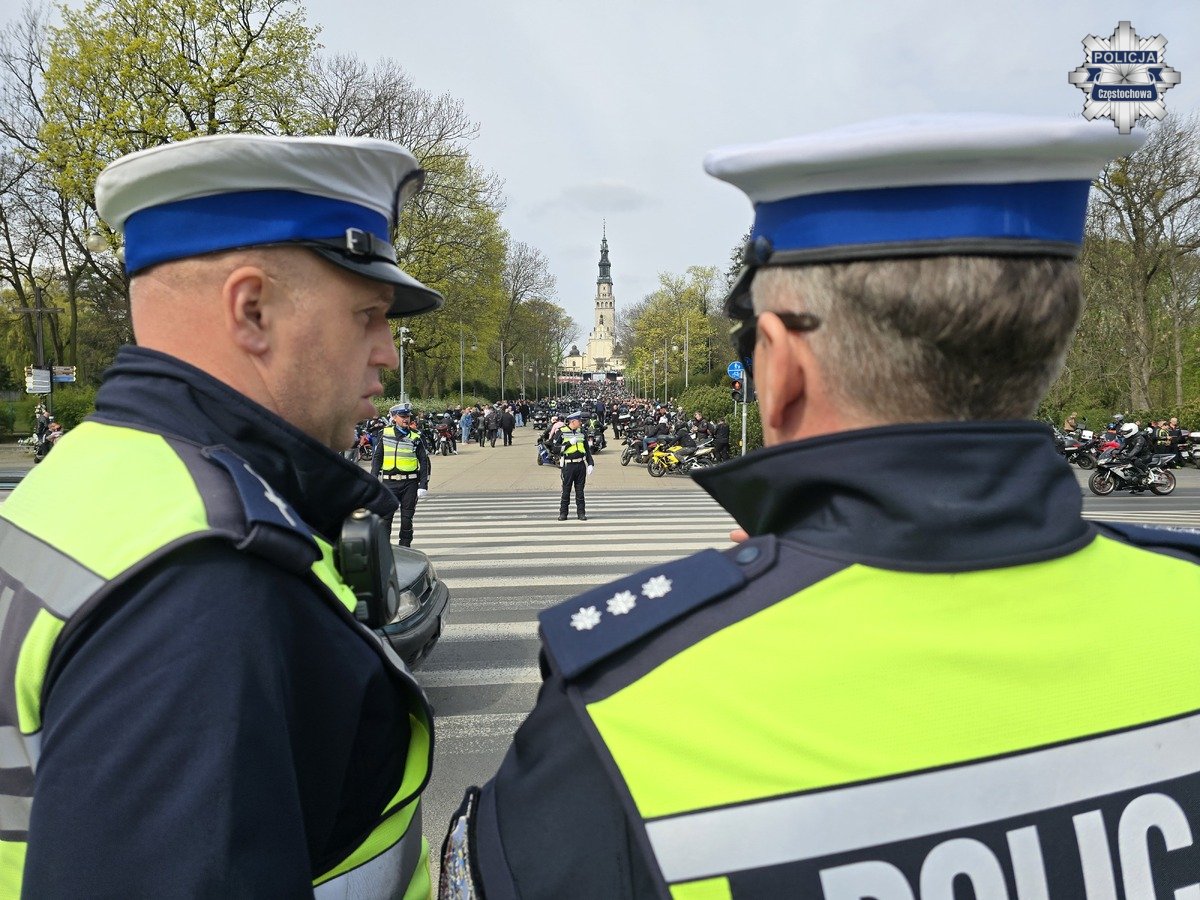 Motocyklowy Zjazd Gwiaździsty na Jasną Górę pod czujnym okiem policji