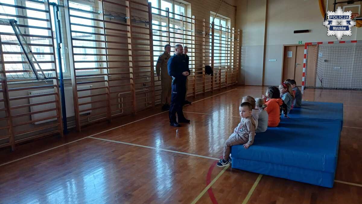 Edukacyjne spotkanie z przedszkolakami w Myszkowie