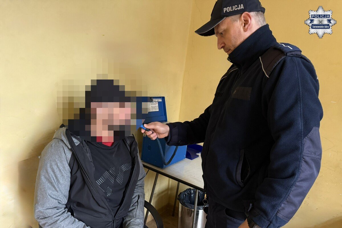 Zderzenie dwóch pojazdów w Wieszowie – kierowca pod wpływem alkoholu