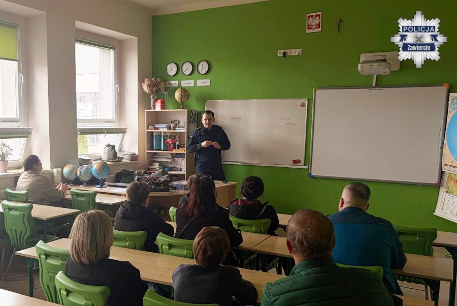 Odpowiedzialność prawna nieletnich tematem spotkań z rodzicami