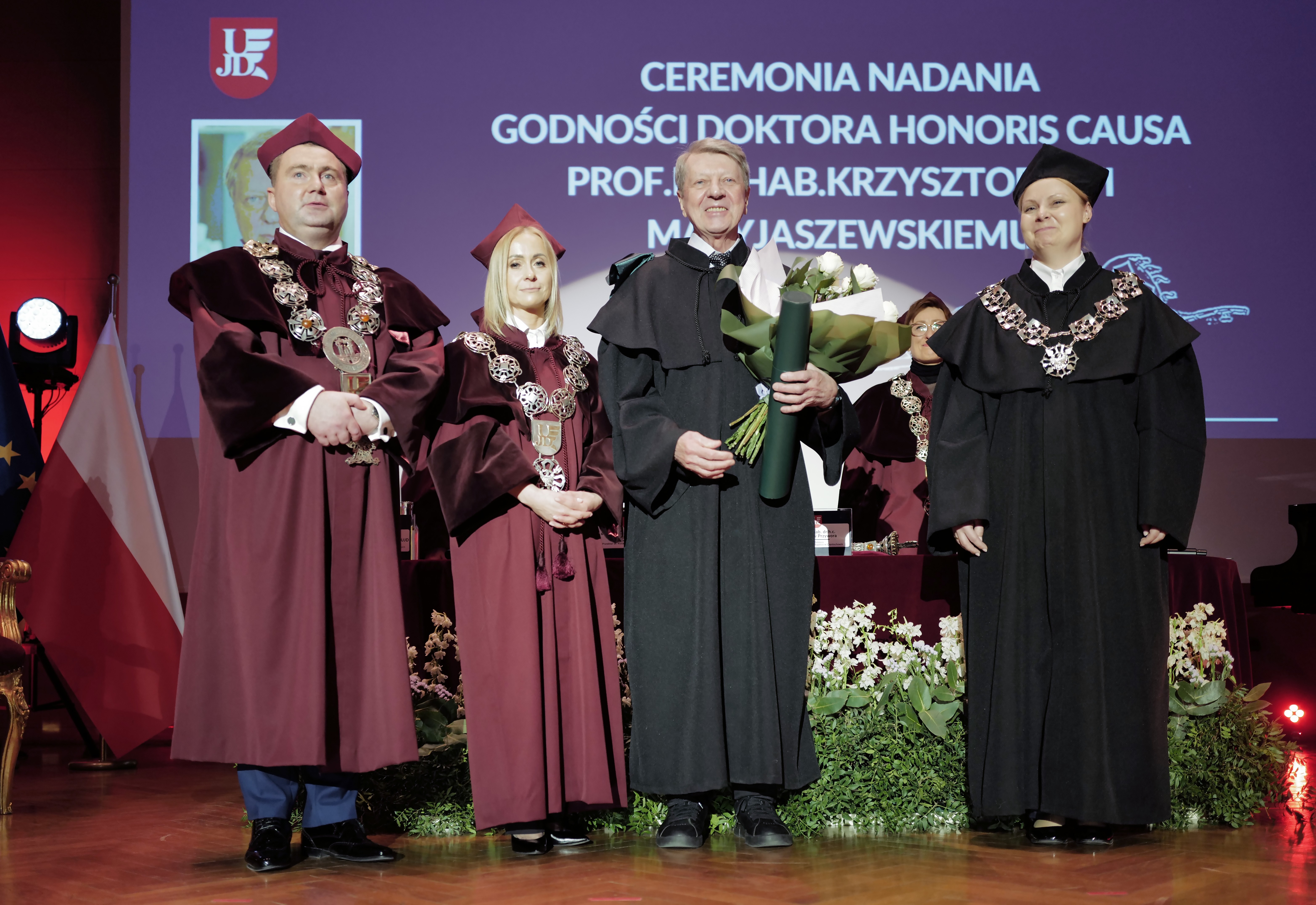 Honorowy tytuł i akademickie awanse w Auli Magna