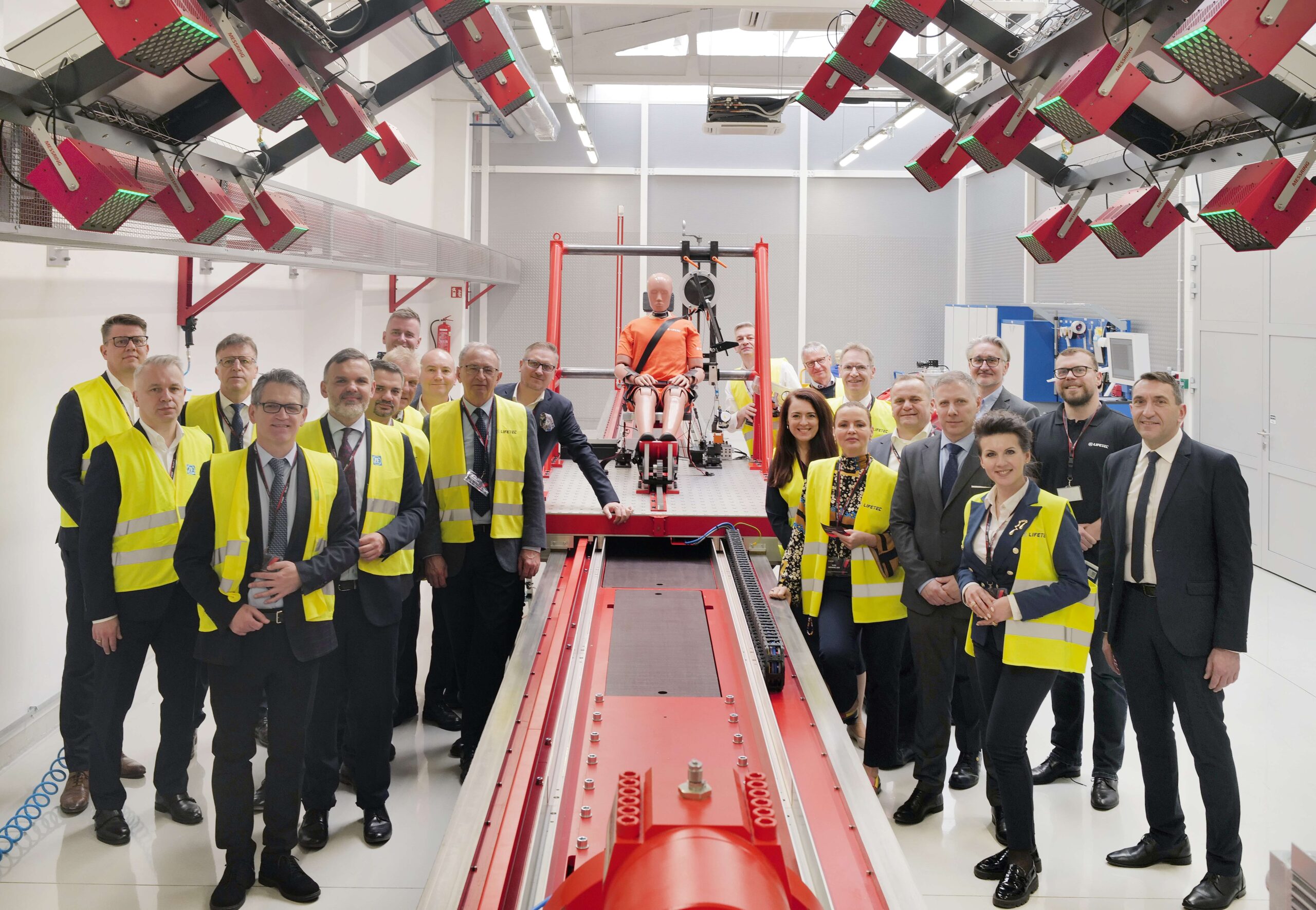 Nowe laboratorium w częstochowskim zakładzie ZF LIFETEC [ZDJĘCIA]