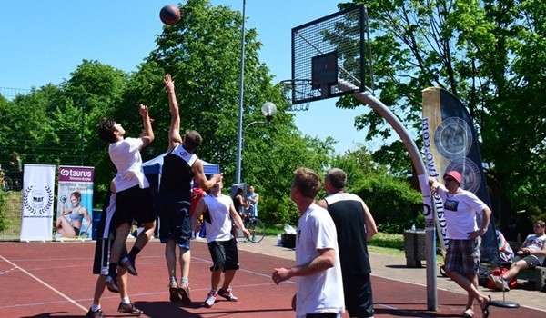 Streetball wraca na Schillera. Tym razem w nowym miejscu