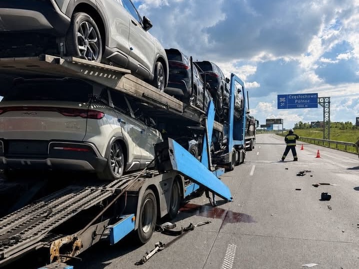 Zderzenie ciężarówek na A1 pod Częstochową [ZDJĘCIA]