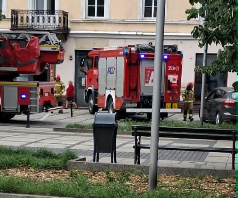 Interwencja straży pożarnej przy alei NMP [ZDJĘCIA]