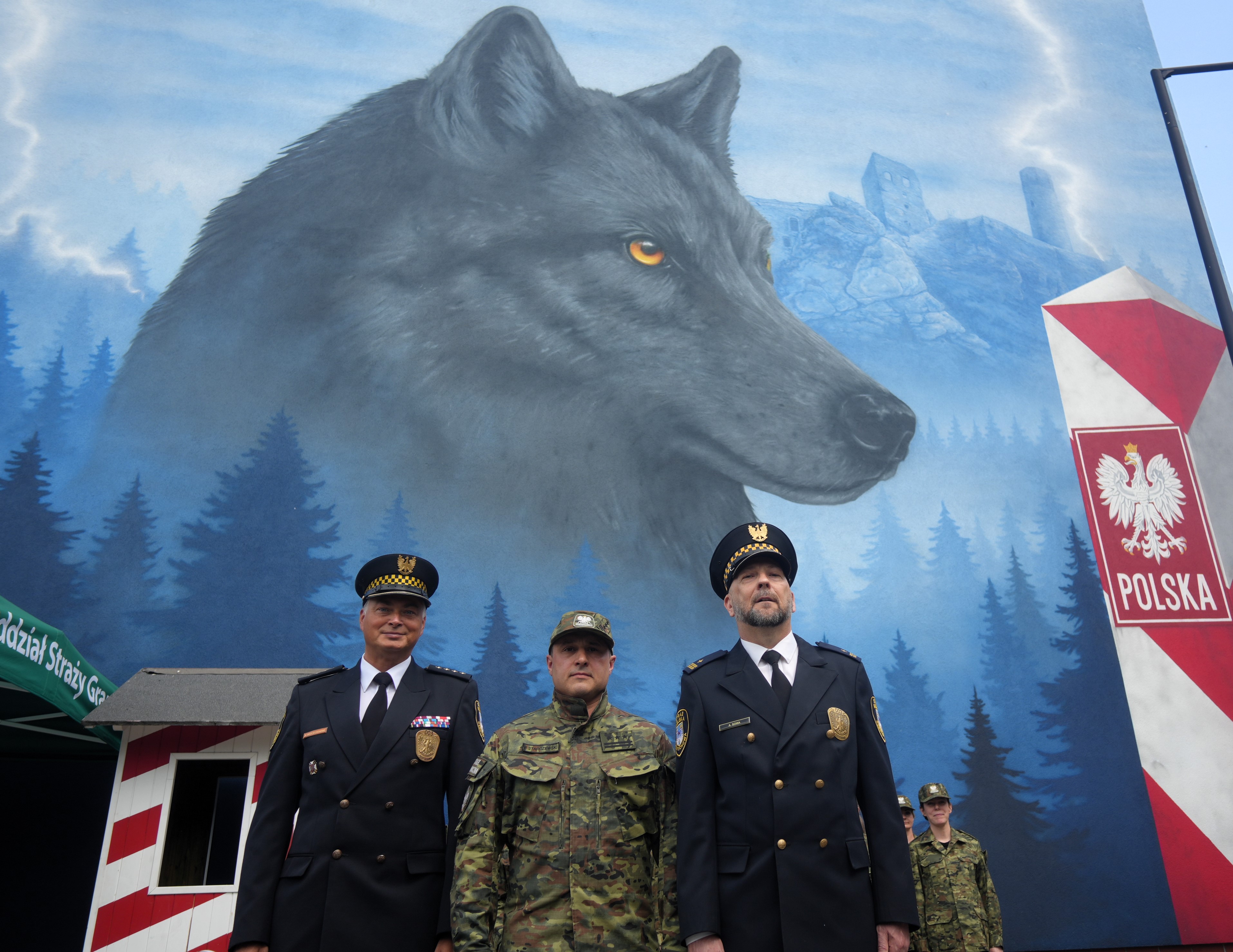 Mural na Staszica upamiętnił jubileusz Straży Granicznej