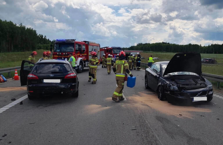 Zderzenie pięciu samochodów na A1 pod Częstochową [ZDJĘCIA]