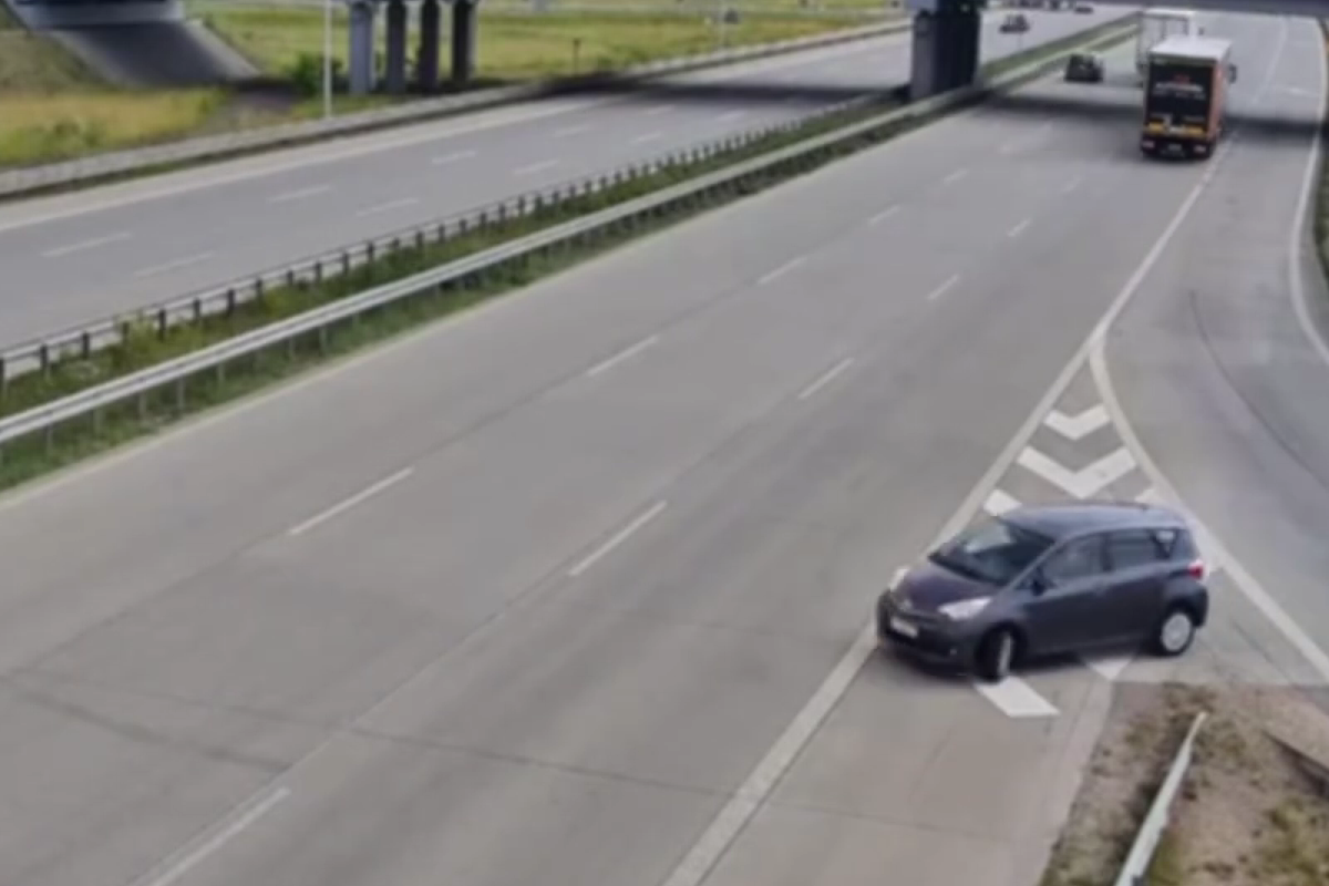 Pod prąd na A1 w rejonie Kamieńska