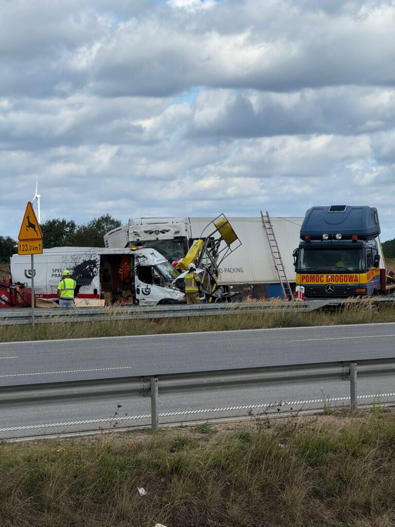 a1-mykanow-wypadek (7)