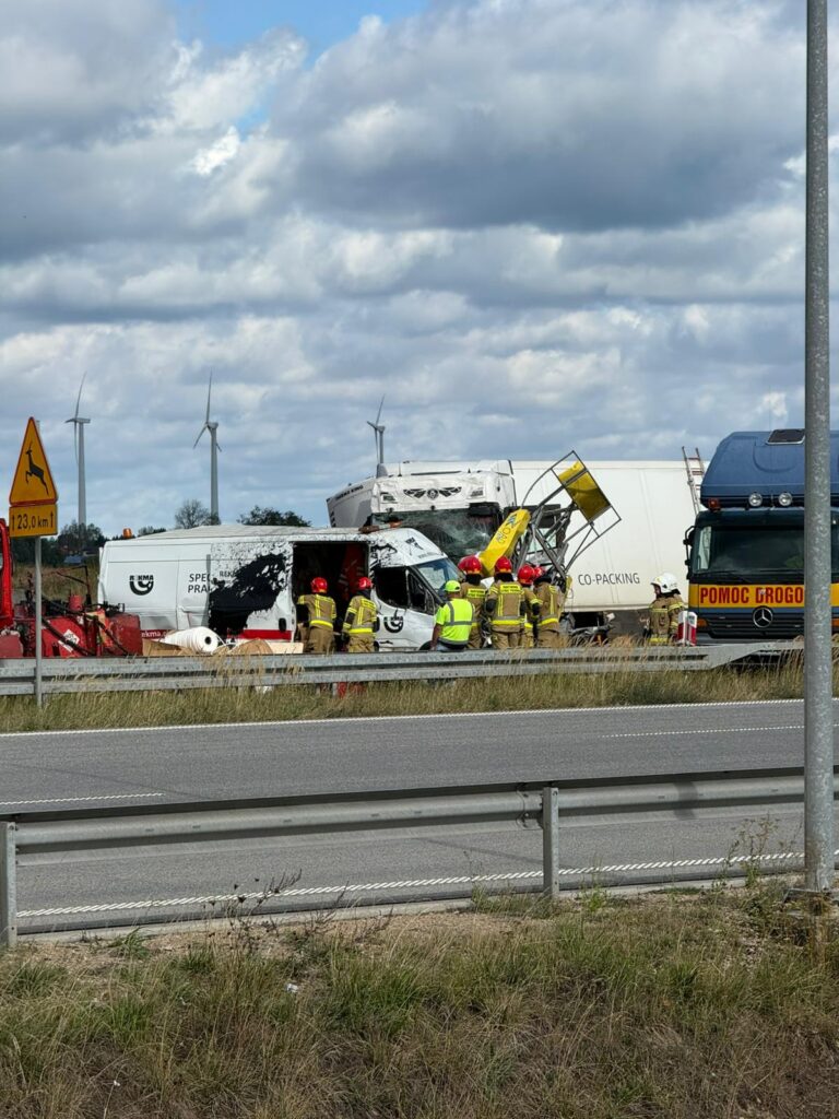 a1-mykanow-wypadek (9)