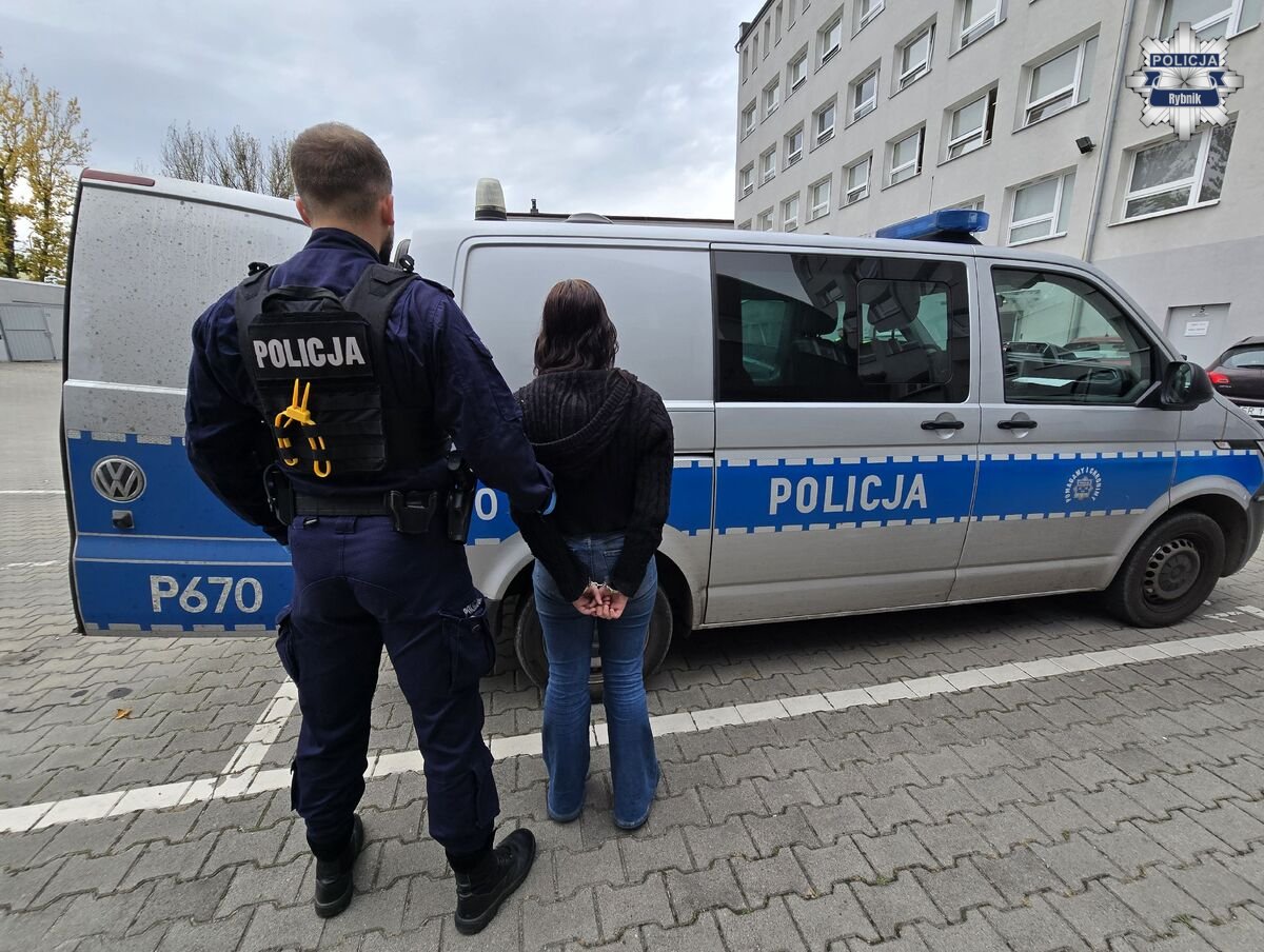 Tymczasowy areszt po rozboju z użyciem noża i tłuczka w centrum Rybnika