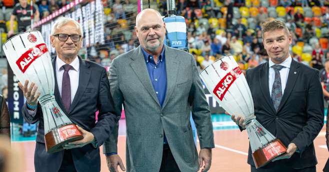 Superpuchary siatkarzy i siatkarek w Częstochowie. Trofea już czekają