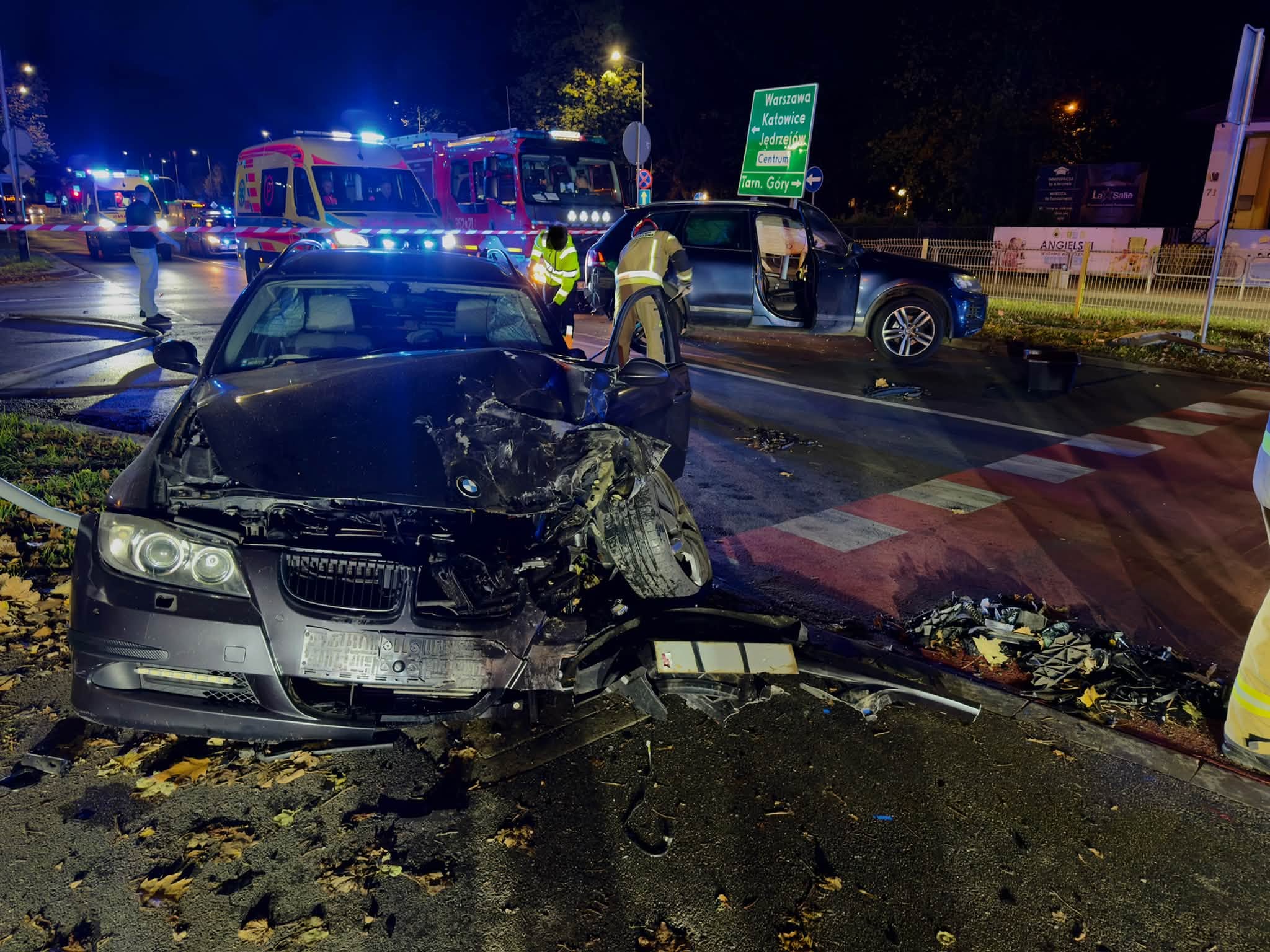Zderzenie dwóch samochodów w Częstochowie. Kierowca nie ustąpił pierwszeństwa